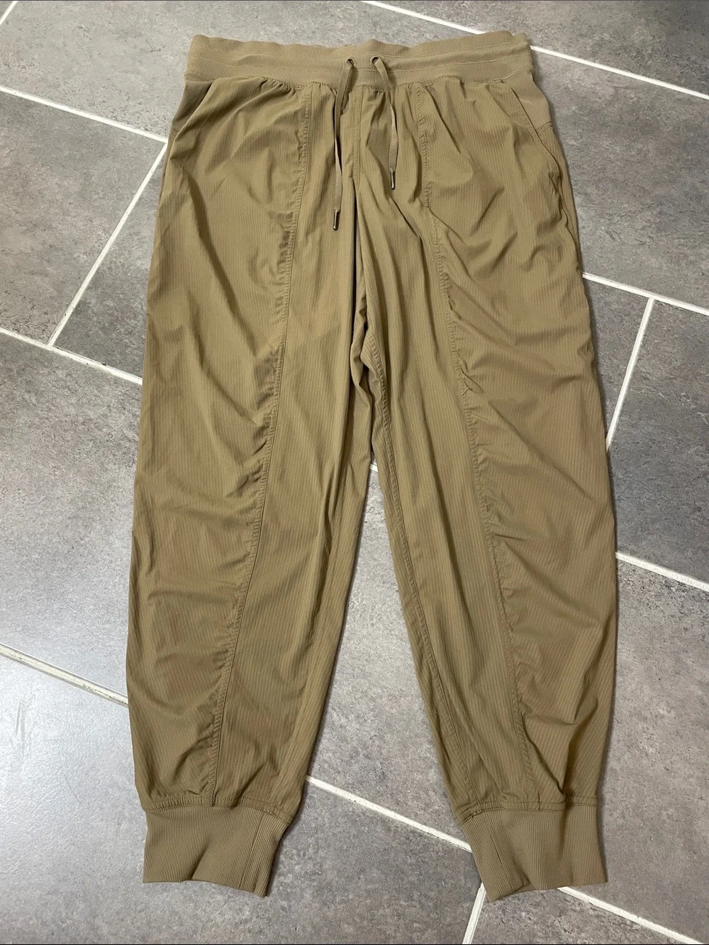 Lululemon Dance Studio Jogger size 12